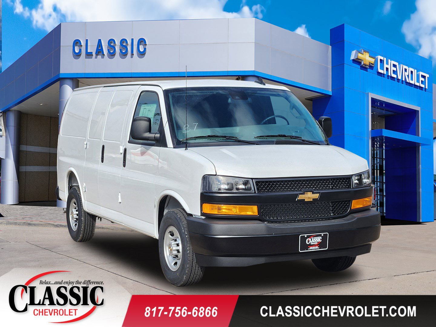 2025 Chevrolet Express Cargo Work Van's photo
