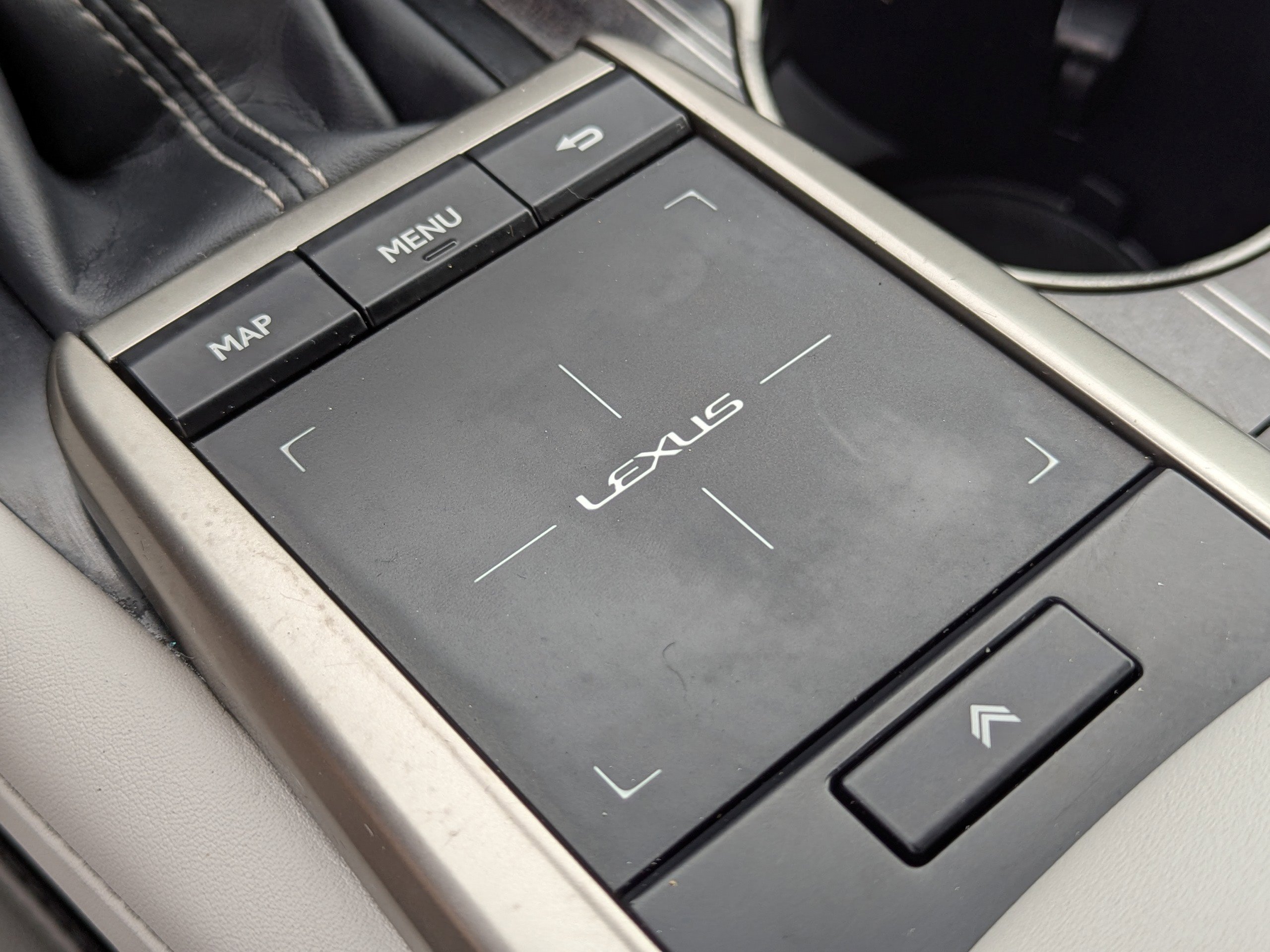 2020 Lexus RX 450h Luxury photo 33