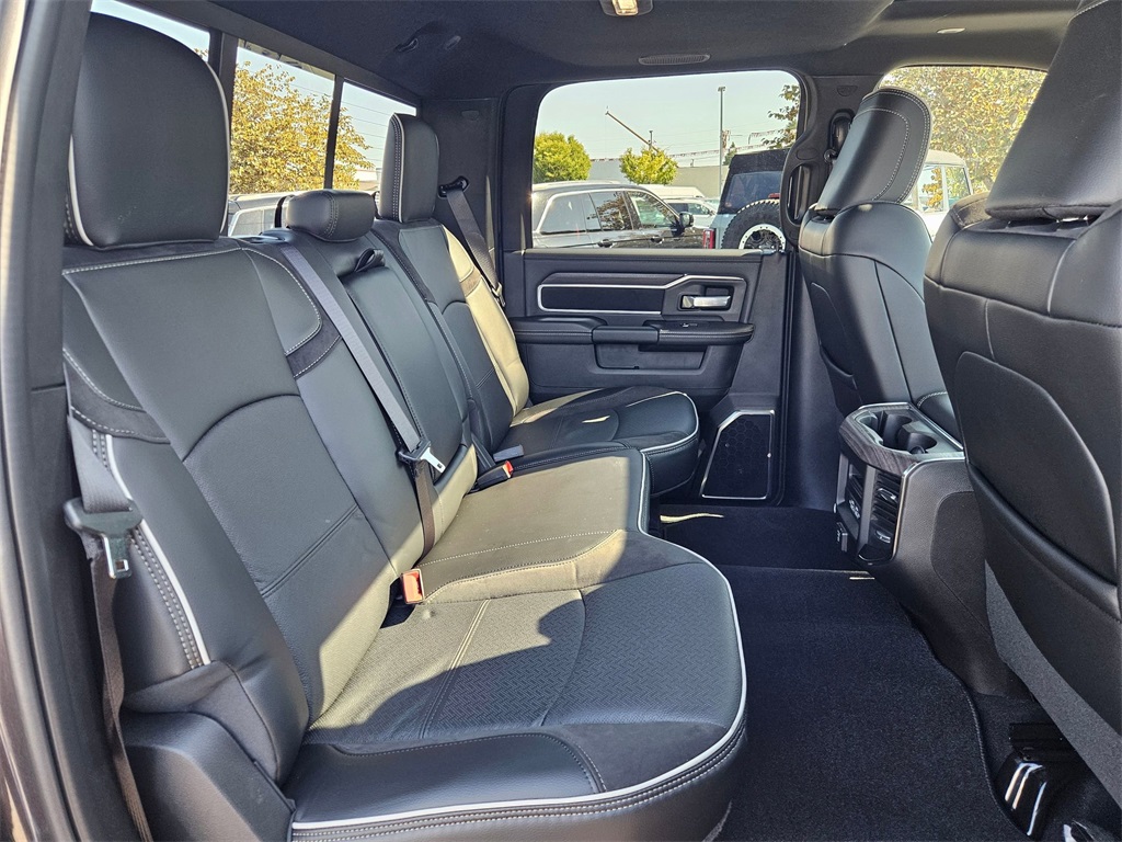 2026 Ram 2500 Laramie photo 32
