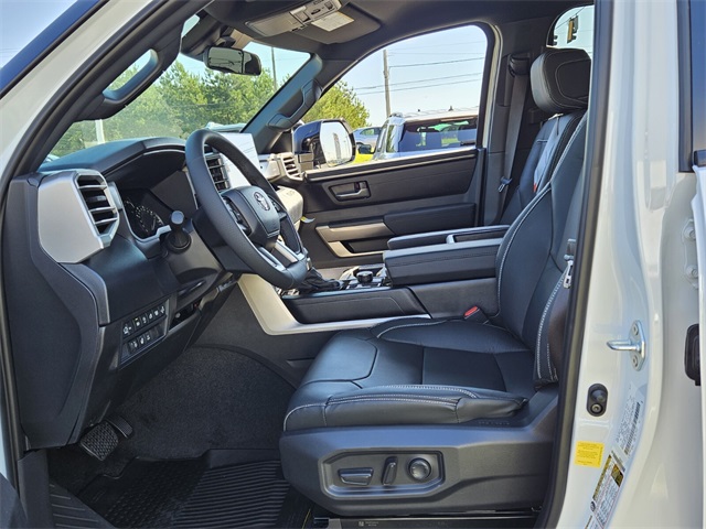2026 Toyota Tundra SR5 CrewMax photo 5