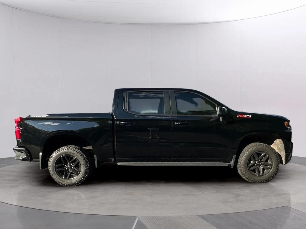 2022 Chevrolet Silverado 1500 LT Trail Boss photo 3