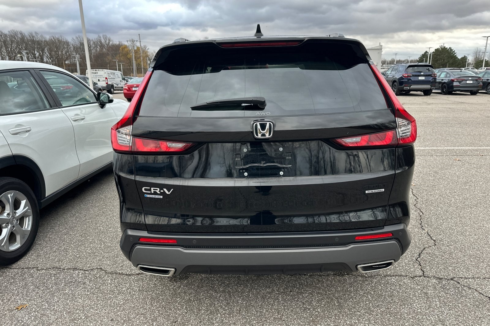 2023 Honda CR-V Hybrid Sport Touring photo 4