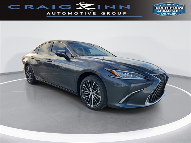 2025 Lexus ES