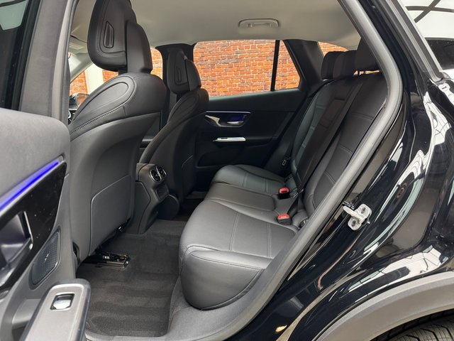 2025 Mercedes Benz GLC 350e 4MATIC photo 21
