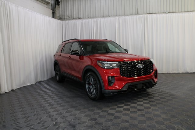 2025 Ford Explorer ST photo 26