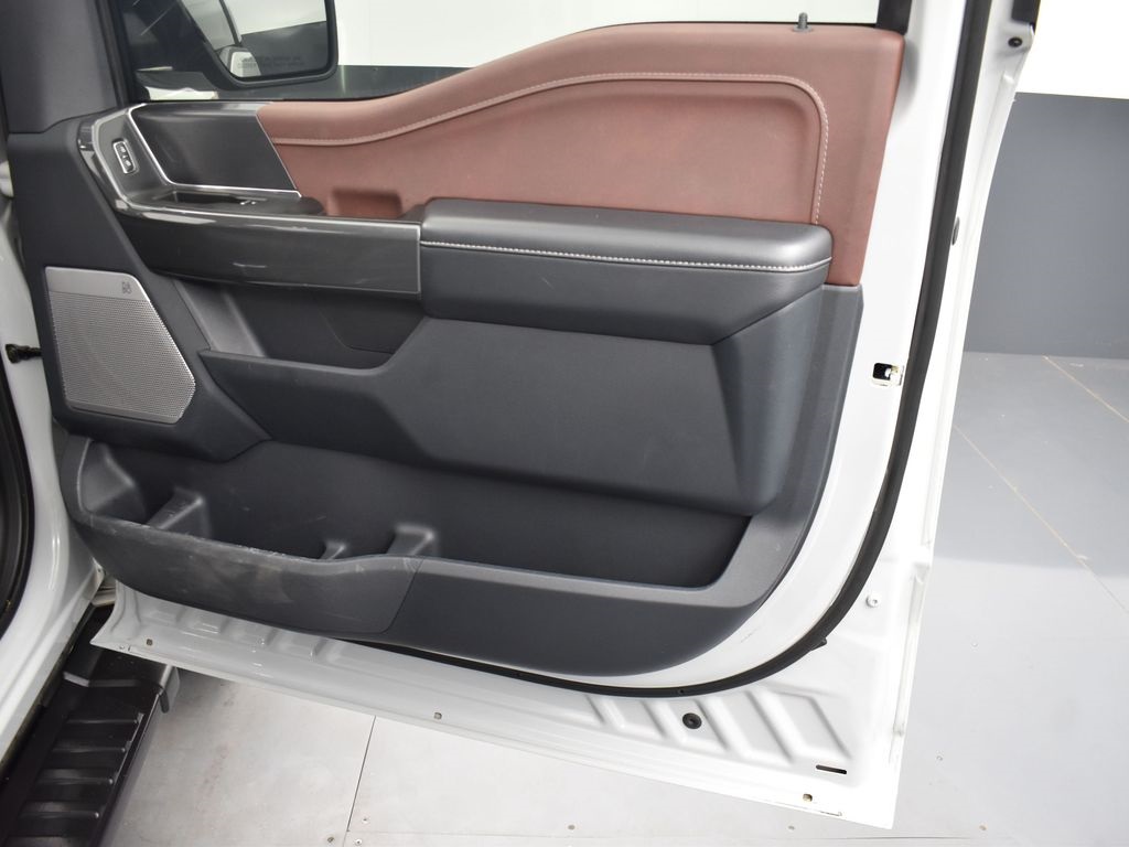 2023 Ford F-150 Lariat photo 20
