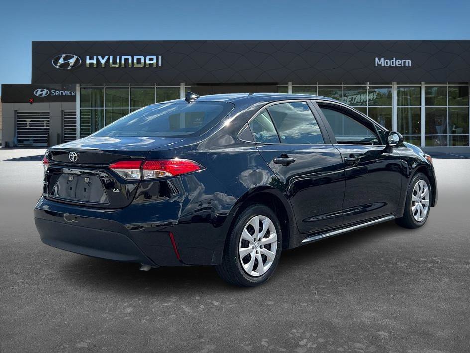 2024 Toyota Corolla LE photo 3