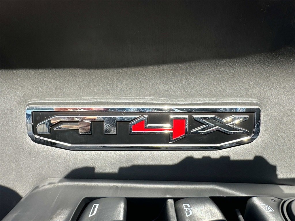 2025 Gmc Sierra 1500 AT4X photo 18