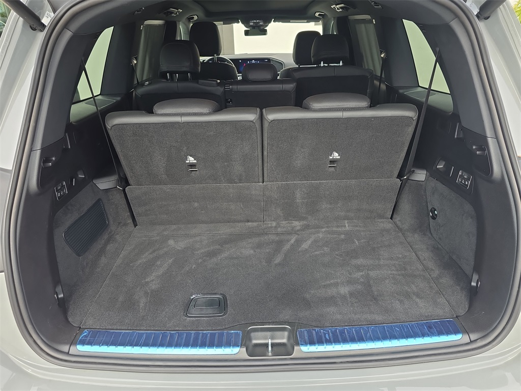 2025 Mercedes Benz GLS 450 4MATIC photo 6