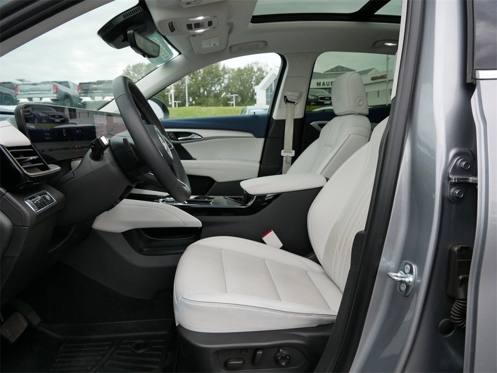 2024 Buick Envision Avenir photo 4