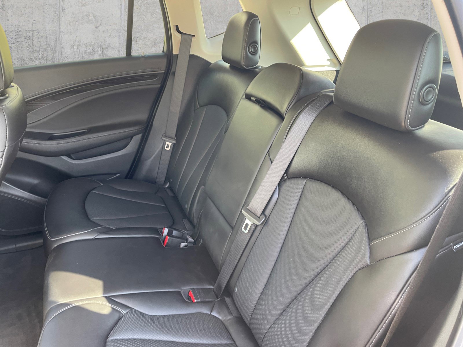 2020 Buick Envision Premium I photo 11