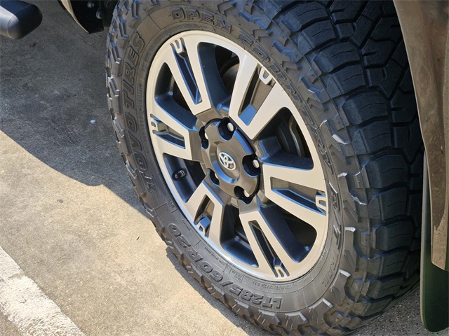 2018 Toyota Tundra SR5 photo 4