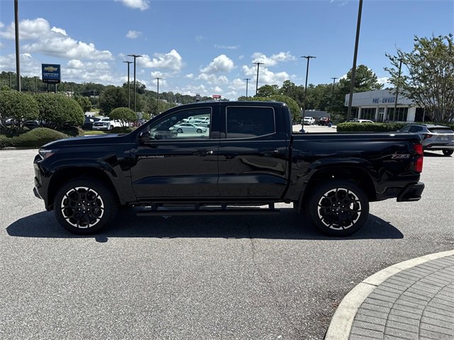 2026 Chevrolet Colorado Z71 photo 3
