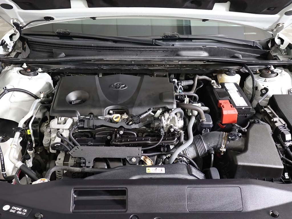 2022 Toyota Camry LE photo 3