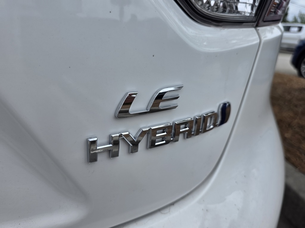 2024 Toyota Corolla Hybrid LE photo 36