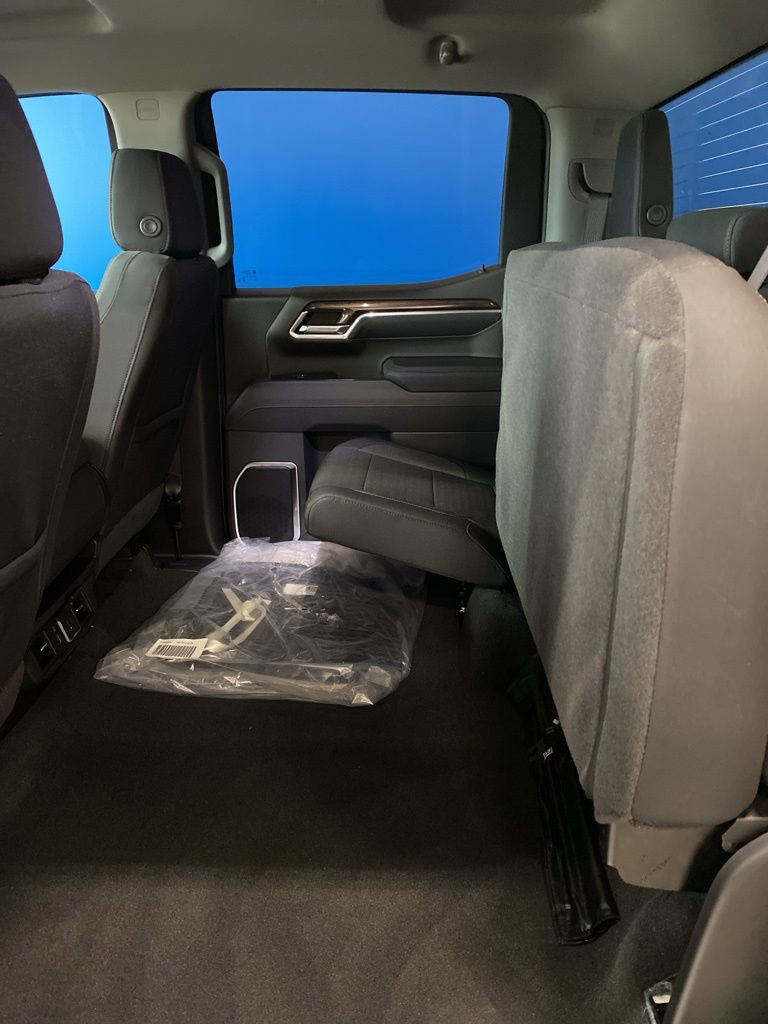2026 Chevrolet Silverado 1500 LT photo 15