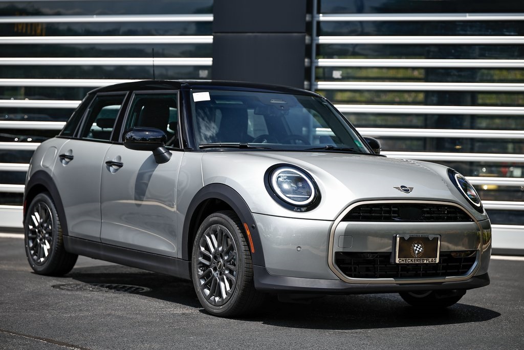 2025 MINI Hardtop 4 Door