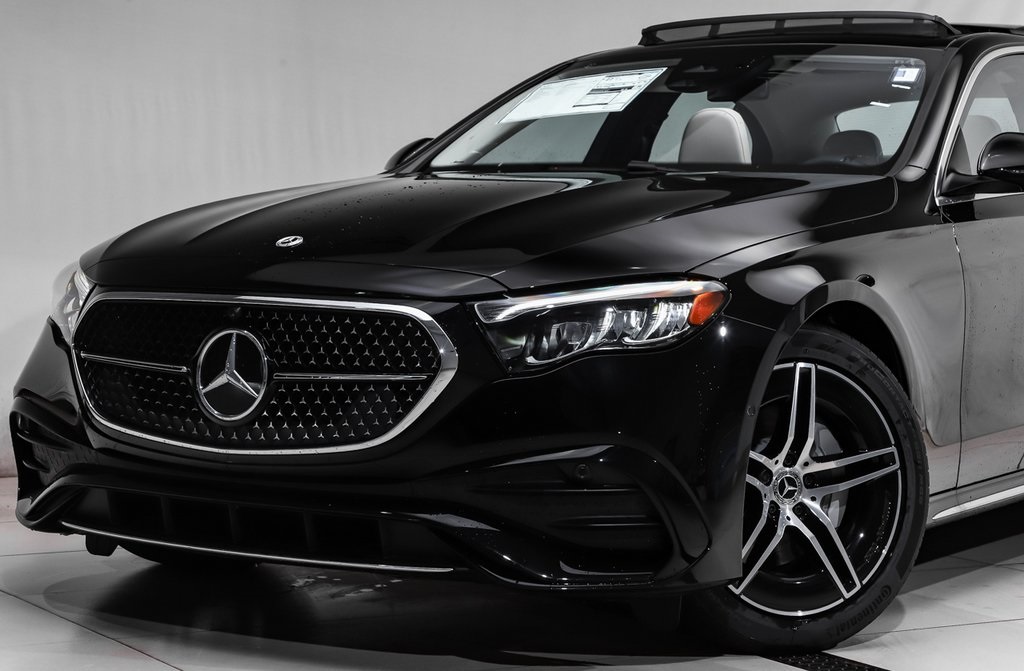 2025 Mercedes Benz E 350 4MATIC Sedan photo 2
