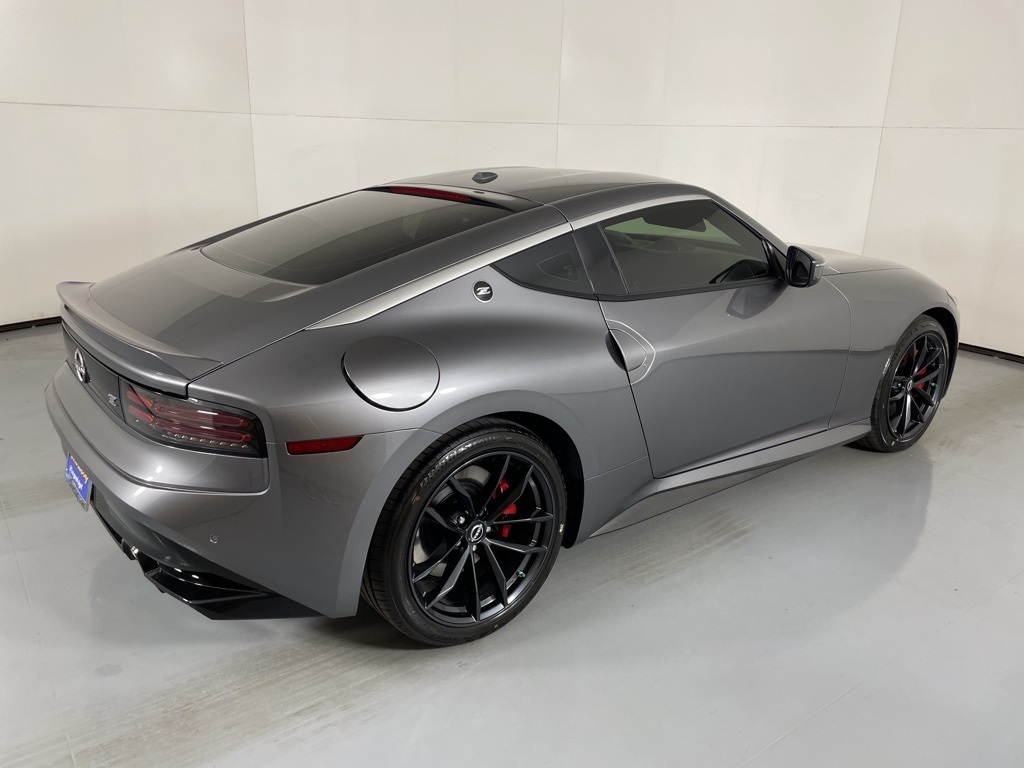 2025 Nissan Z Performance photo 8
