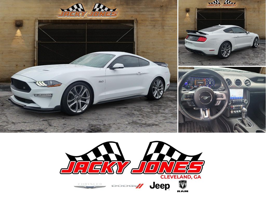 2022 Ford Mustang GT Premium's photo