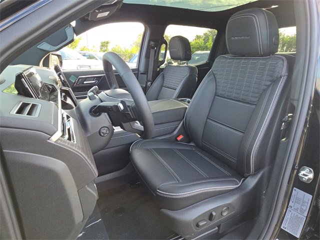 2025 Gmc Sierra EV Denali photo 4