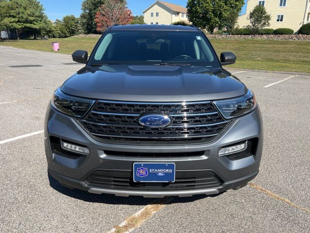 2023 Ford Explorer XLT photo 2