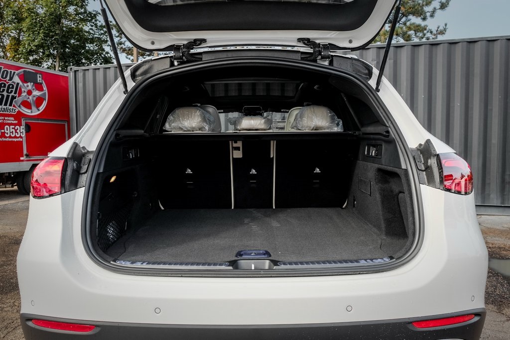 2026 Mercedes Benz GLC 300 4MATIC photo 10