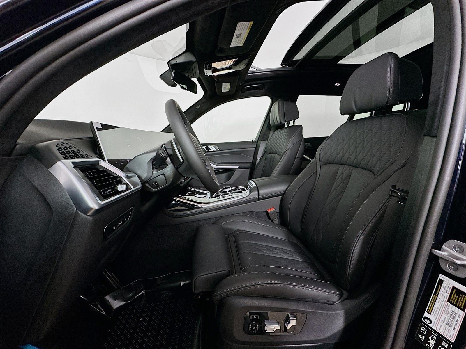 2026 Bmw X7 M60i photo 21