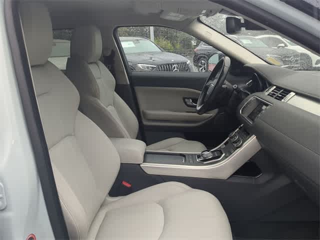 2016 Land Rover Range Rover Evoque SE photo 11