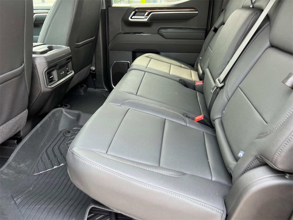 2026 Chevrolet Silverado 1500 LT photo 10