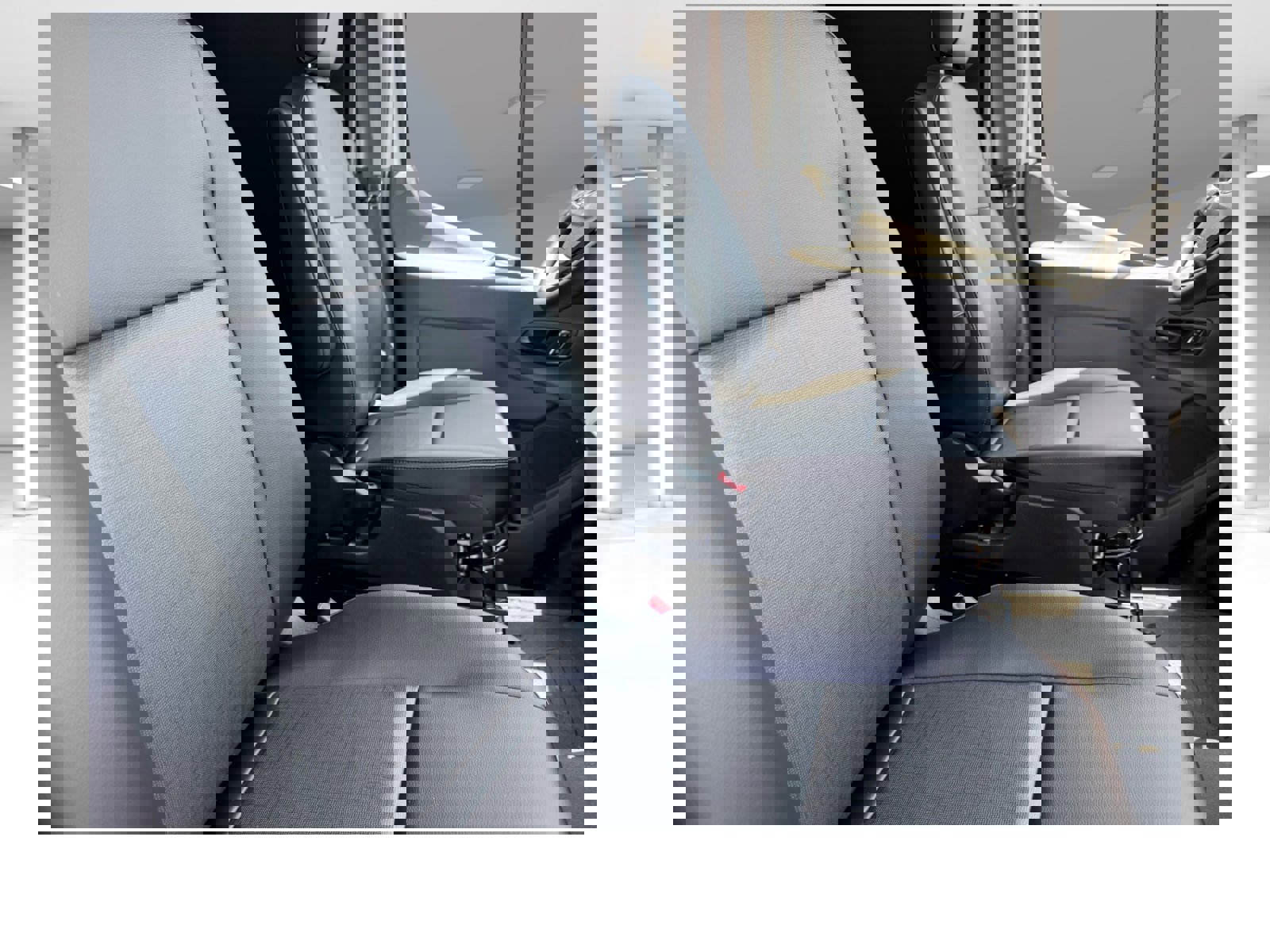 2025 Ford Transit photo 2