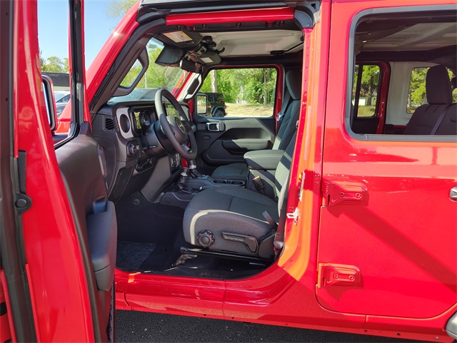 2025 Jeep Wrangler Sport S photo 6