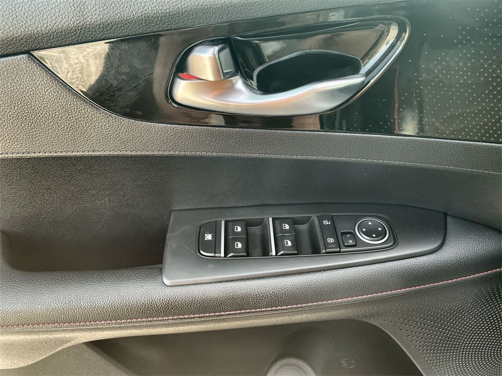 2022 Kia Forte GT photo 15