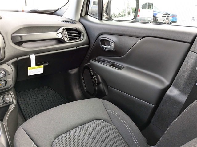 2023 Jeep Renegade Altitude photo 18