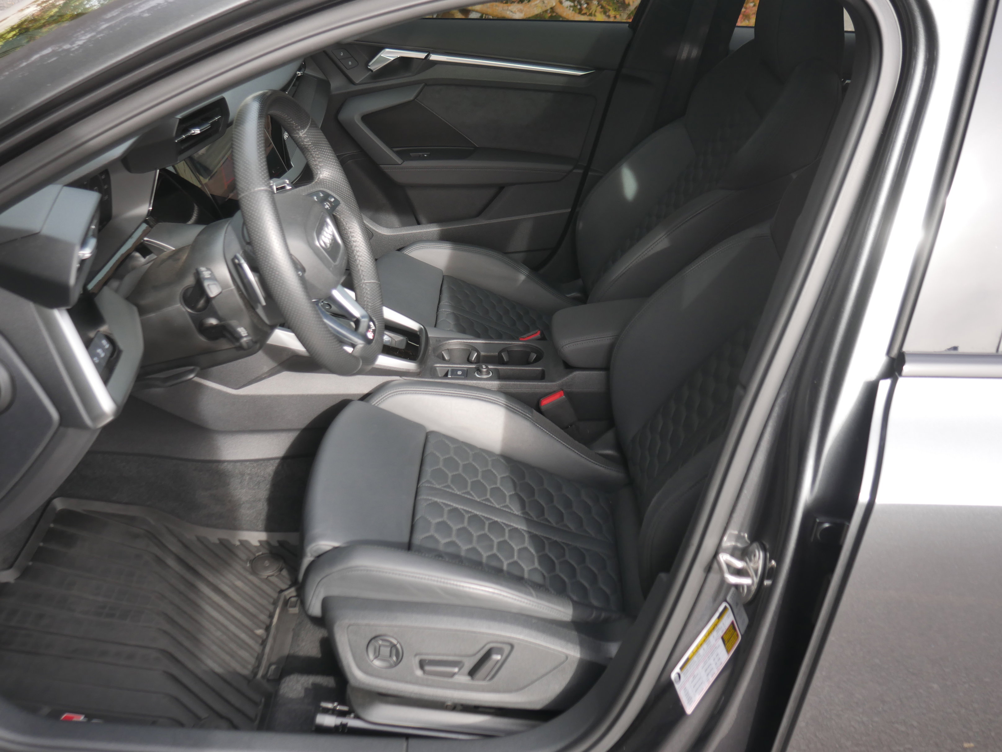 2022 Audi RS 3 Base photo 3