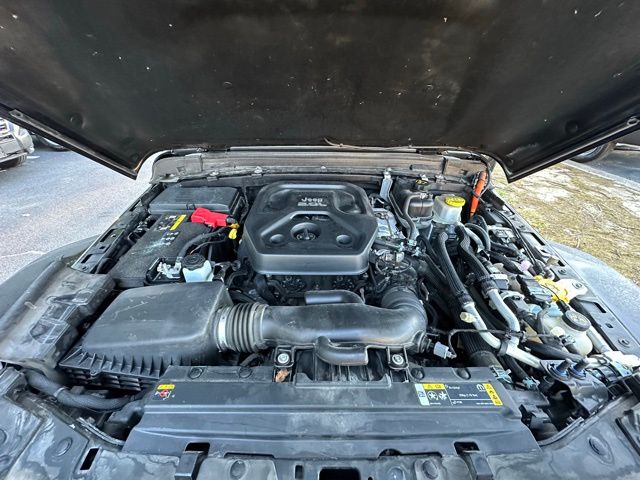 2022 Jeep Wrangler Unlimited Sahara 4xe photo 15