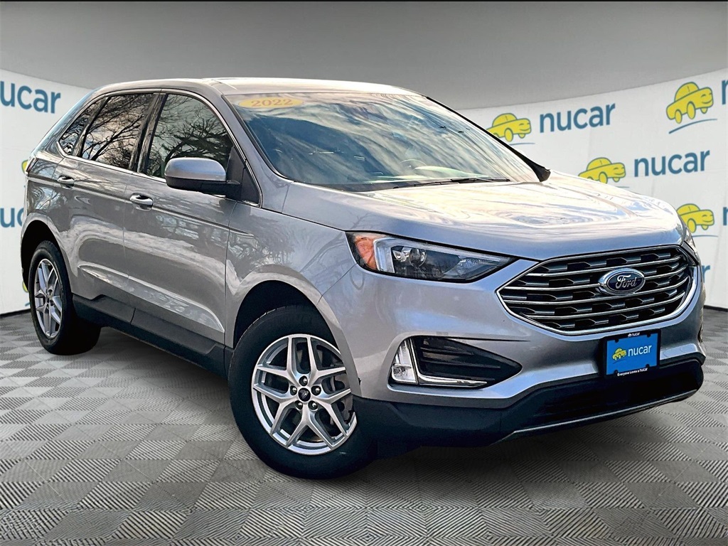 2022 Ford Edge SEL's photo