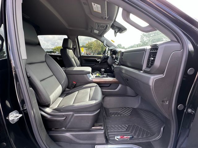 2025 Chevrolet Silverado 1500 LT Trail Boss photo 29