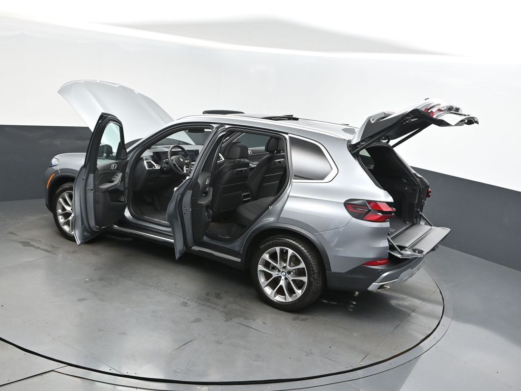 2024 Bmw X5 xDrive40i photo 2