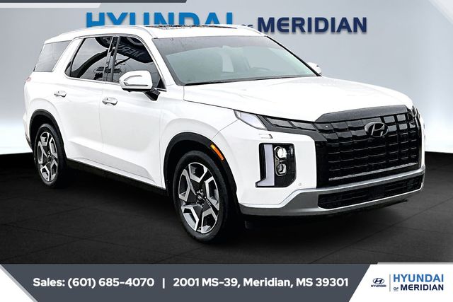 2025 GENESIS G70 Standard's photo