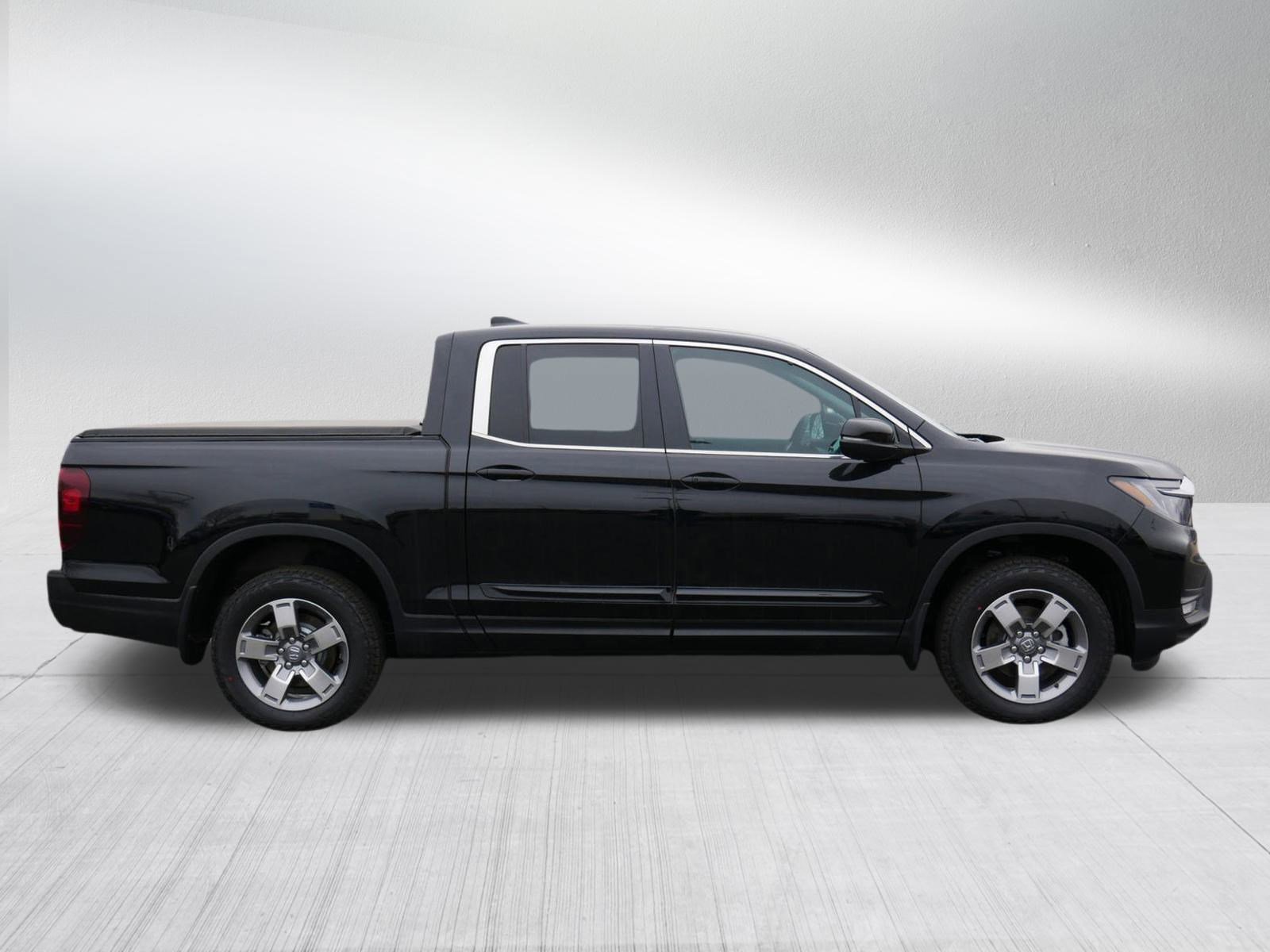 2025 Honda Ridgeline RTL photo 8