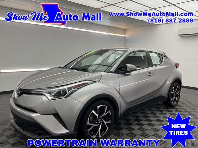 2019 Toyota C-HR XLE's photo