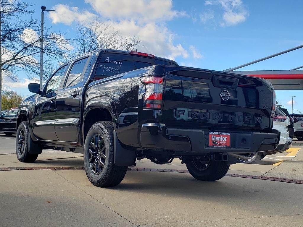 2026 Nissan Frontier Crew Cab SV photo 4