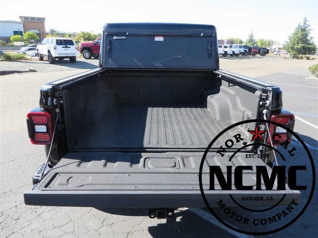 2021 Jeep Gladiator Rubicon photo 17