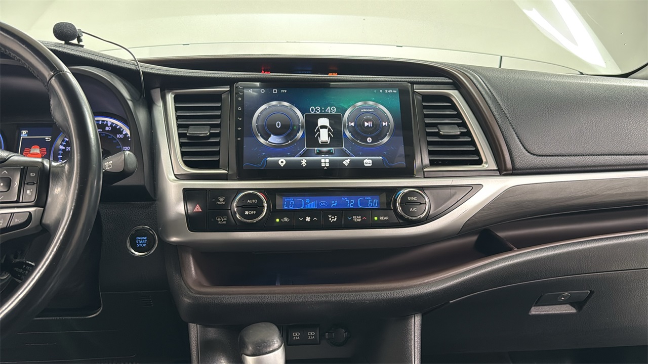 2018 Toyota Highlander Limited photo 10