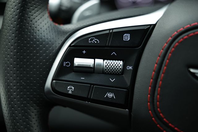 2025 Genesis G70 3.3T Sport Advanced photo 35