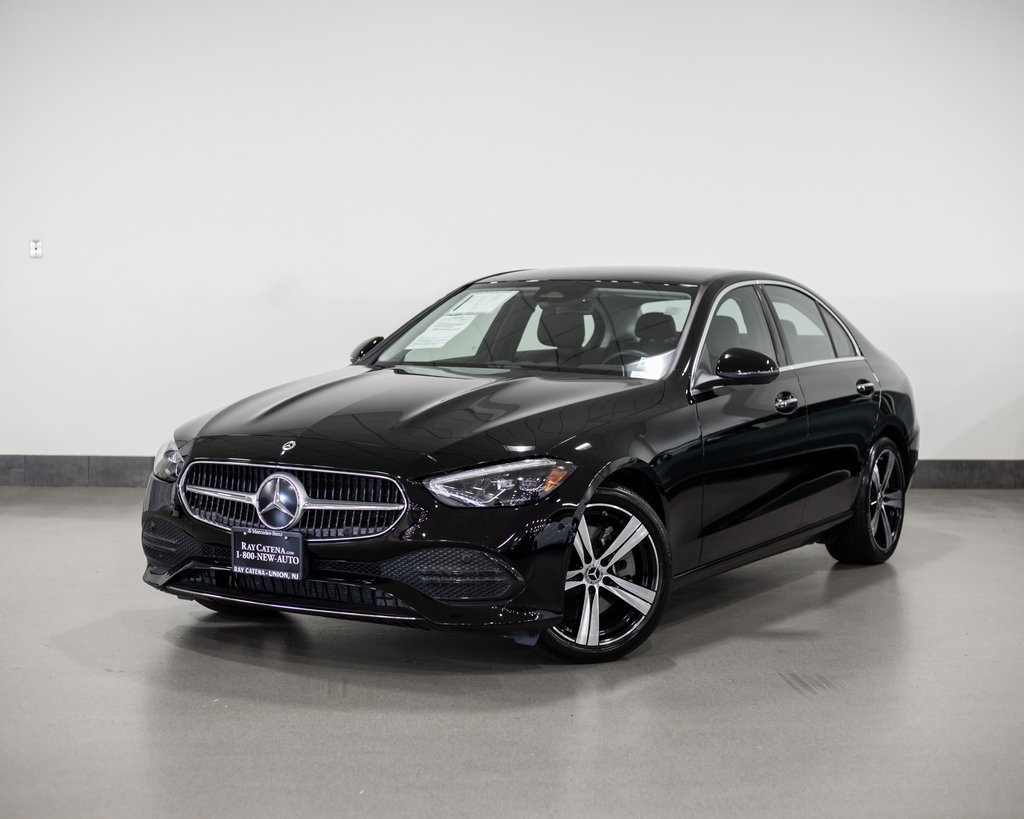 2025 Mercedes-Benz C-Class Sedan C 300's photo