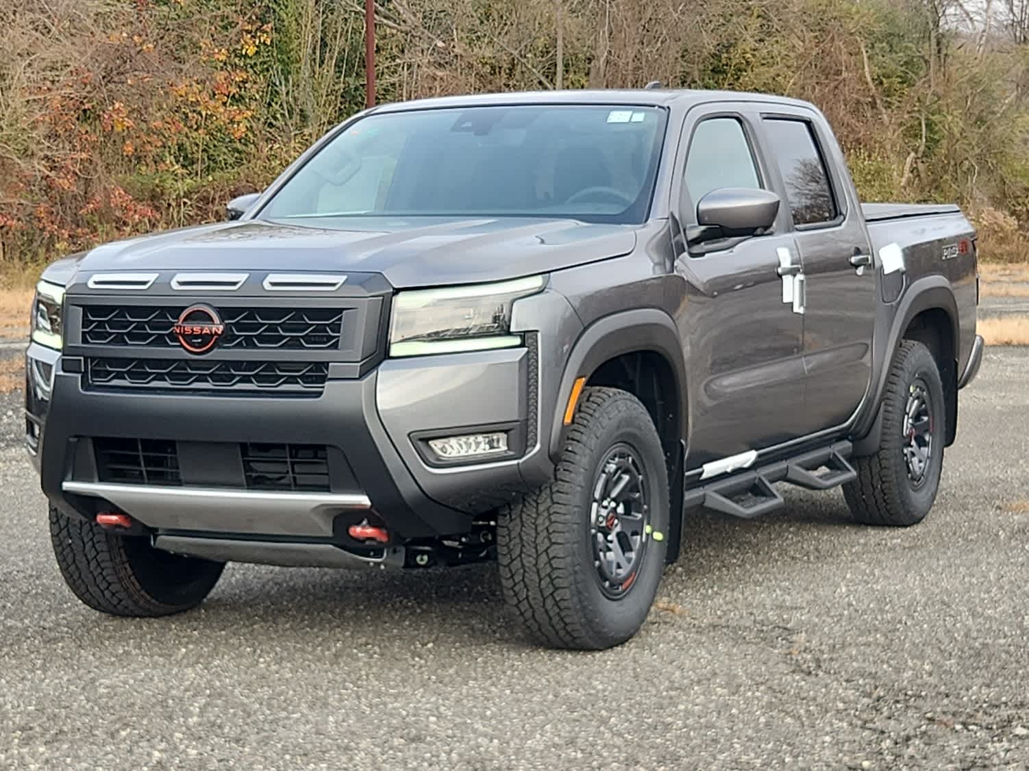 2026 Nissan Frontier PRO-4X's photo