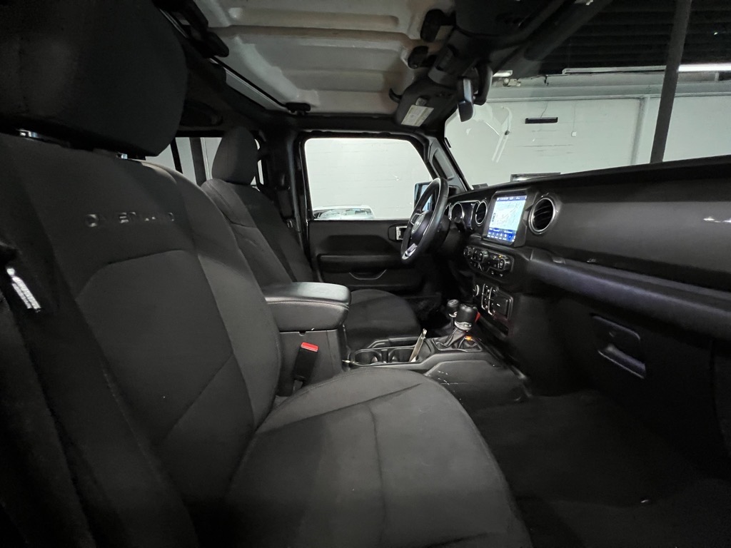 2023 Jeep Gladiator Overland photo 13