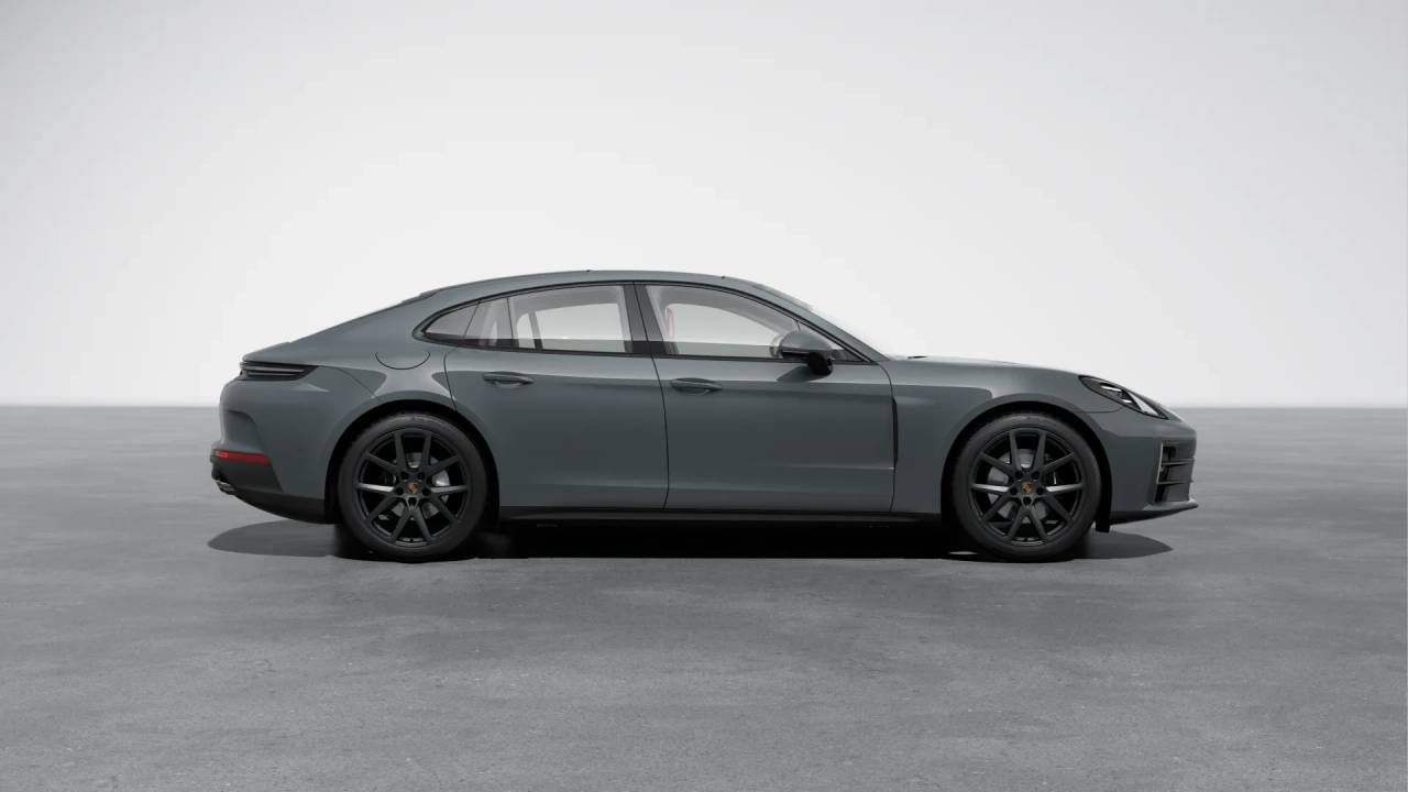 2026 Porsche Panamera 4 photo 5